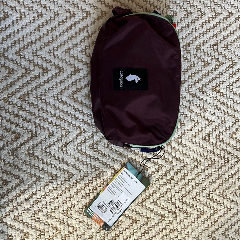 Cotopaxi Nido Accessory Bag - wine color